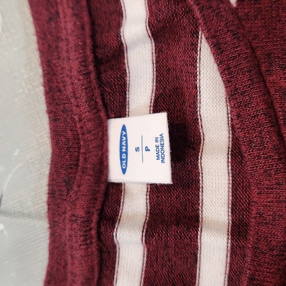 Old Navy Shirt - Picture 4 of 7